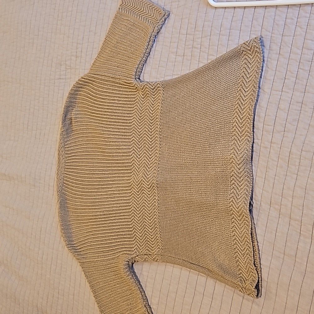 Light sweater - Picture 2 of 3